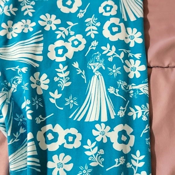 LuLaRoe one size leggings 3 pairs women's Disney Sleeping Beauty - Picture 4 of 14